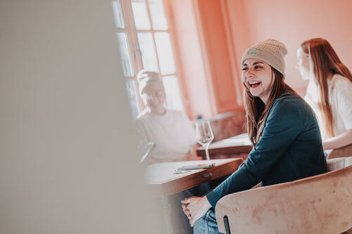 Impression aus dem Restaurant Amber im Tides Boutique Hotel in Norden
